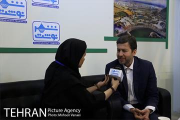 غرفه مرکز ارتباطات در پنجمین روز بیست و سومین نمایشگاه مطبوعات  4