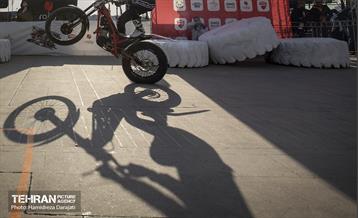 رانـد نهایی مسابقات قهرمانی موتور تریال  26