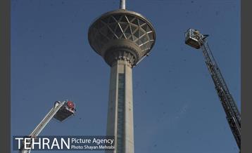 بازدید دکتر نجفی از مانور نیروهای آتش نشانی 12