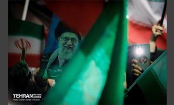 اجتماع مردمی دفاع از انقلاب اسلامی ایران در میدان الغدیر 10