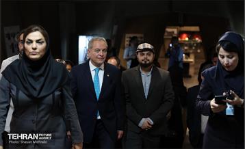 اکران ویدئو مپینگ روز ملی مکزیک 30