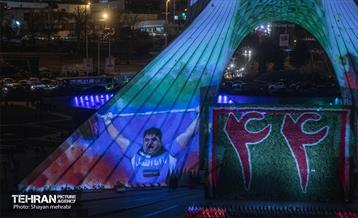 نورافشانی جشن پیروزی انقلاب اسلامی در میدان آزادی 19