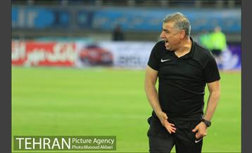 دیدار تیم های پدیده خراسان و استقلال  تهران 13