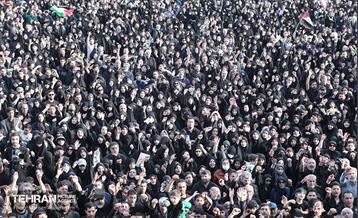 عزاداری شهادت امیرالمومنین (ع) در میدان امام حسین (ع) 30