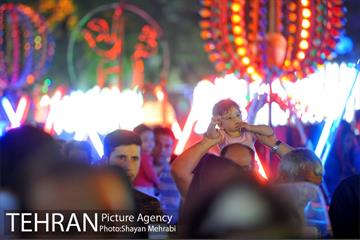خیابان های تهران در شب میلاد امام زمان (عج) 19