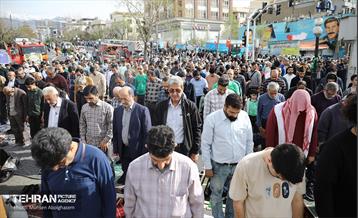 نماز عید سعید فطر در مصلای تهران 58