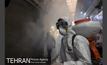 عملیات گندزدایی زدایی و ضدعفونی معابر اصلی و فرعی خیابان ولیعصر‎(عج) 33