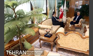دیدار وزیر بهداشت، درمان و آموزش پزشکی با مهندس افشانی شهردار تهران 8
