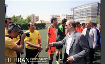 دیدار رسانه ورزش و پیشکسوتان تیم ملی فوتبال ایران به نفع سیل زدگان 4