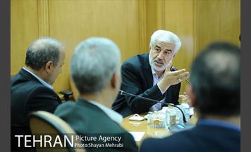 دیدار اعضای فدراسیون فوتبال با شهردار تهران 32