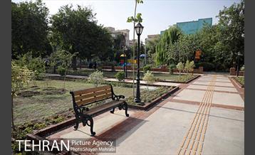 آیین افتتاح و بهره برداری از باغ ایرانی حکیم 30