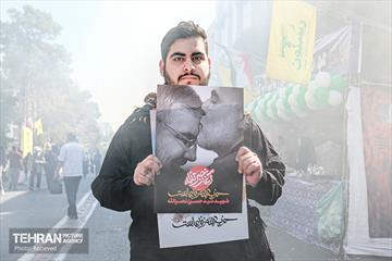 در حاشیه نماز جمعه تهران به امامت رهبر انقلاب 10