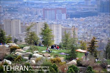 اوقات فراغت شهروندان در آبشار تهران 2