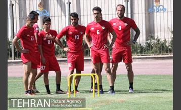تمرین تیم فوتبال نفت تهران 2