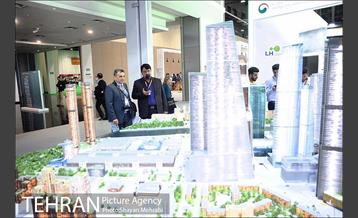 گشت و بازدید هیات ایرانی شهرداری تهران از نمایشگاه 21