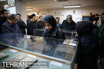 حضور پیروز حناچی در کتابخانه گردی الهام فخاری 5