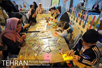 برج میلاد تهران در ایام نوروز 22