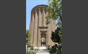 بازدید اعضا شورای شهر تهران از برج طغرل 20