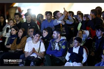 برج آزادی میزبان مسافران نوروزی 8