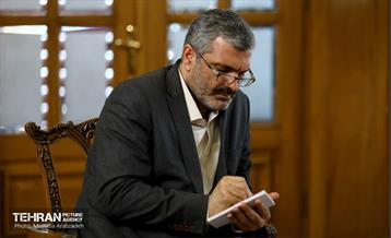 دیدار رئیس بنیاد مستضعفان با شهردار تهران