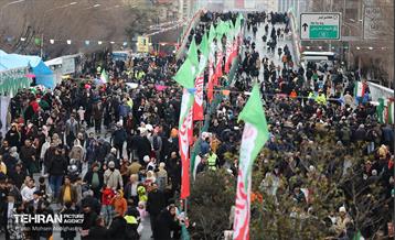 جشن نیمه‌شعبان در میدان ولی‌عصر (عج) - 3 32