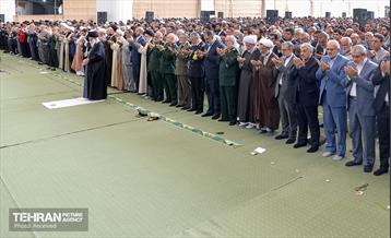 نماز عید فطر در مصلی تهران 38