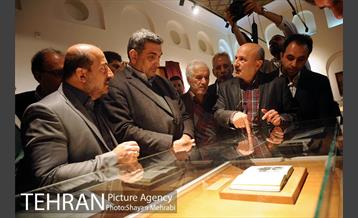 بازدید شهردار تهران از خانه موزه شهید مدرس در روز مجلس 32