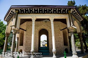 عمارت کلاه فرنگی باغ موزه قصر 13