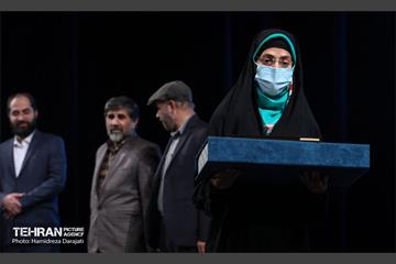 آیین تجلیل از ناشران آثار مادران و همسران شهید 28