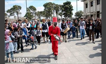 جشنواره نوروزگاه در میدان راه آهن 9