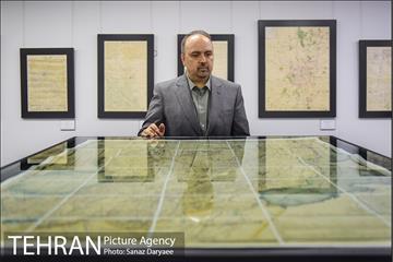 بازدید مدیرکل دفتر شهردار تهران از نمایشگاه دائمی نقشه 31