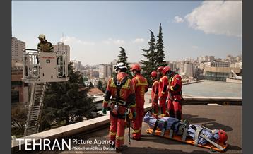 مانور عملیات آتش نشانی در شمال تهران 11