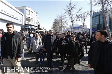 حضور شهردار تهران در راهپیمایی یوم الله 22 بهمن 8