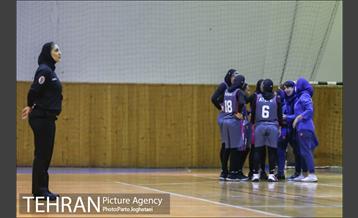 دیدار تیم های بسکتبال نارسینا و گروه بهمن 15