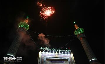 لحظه سال تحویل در حرم امام زاده صالح(ع) 28