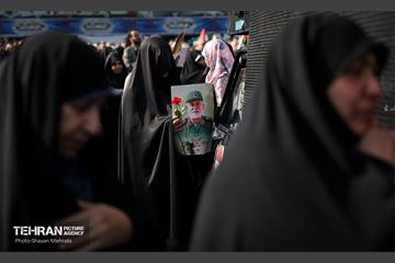 مراسم تشییع پیکر شهید سردار عباس نیلفروشان - ۱ 26