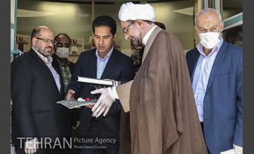 افتتاح کتابخانه تخصصی انقلاب و مقاومت اسلامی 17