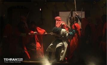 نمایش بزرگ میدانی «تنهاتر از مسیح» 8