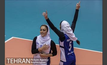 دیدار تیم های والیبال سایپا تهران و سروقامتان بابل 15