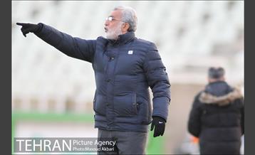 دیدار سایپا و پیکان در لیگ برتر فوتبال