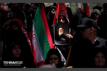 تشییع پیکر آقای شهید ایران - 4 15