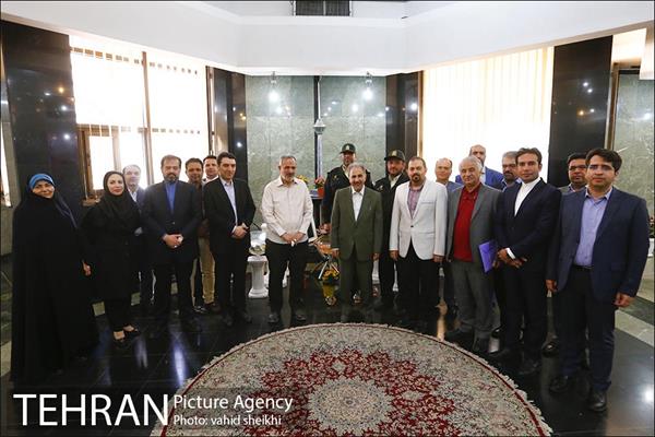دیدار نوروزی دکتر نجفی با کارکنان شهرداری 30