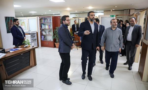 بازدید مدیرکل حوزه شهردار تهران از مرکز مطالعات و برنامه‌ریزی شهرداری تهران 23