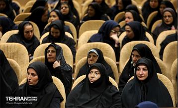 تجلیل از خادمان شهرداری در مرز مهران 25