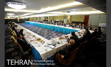 نشست هم اندیشی مدیرعامل سازمان زیباسازی، مدیران کل روابط عمومی بانک های عامل و مدیران شرکت های تبلیغاتی 17