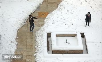 تهران برفی از نمای برج میلاد 57