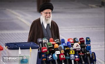 حضور رهبر معظم انقلاب در انتخابات ۱۴۰۲ 7