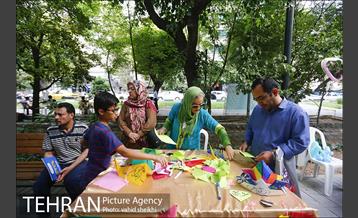 گذر فرهنگی هنری پنجشنبه های بلوار کشاورز 6