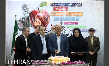 جشن تولد هنرمندان پیشکسوت متولد مرداد‎ 17