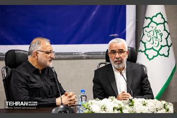 دیدار شهردار تهران با تولیت آستان علوی